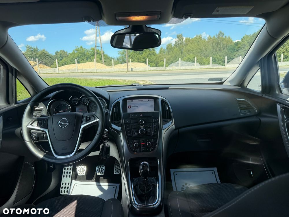 Opel Astra 1.4 T Edition 150 - 22