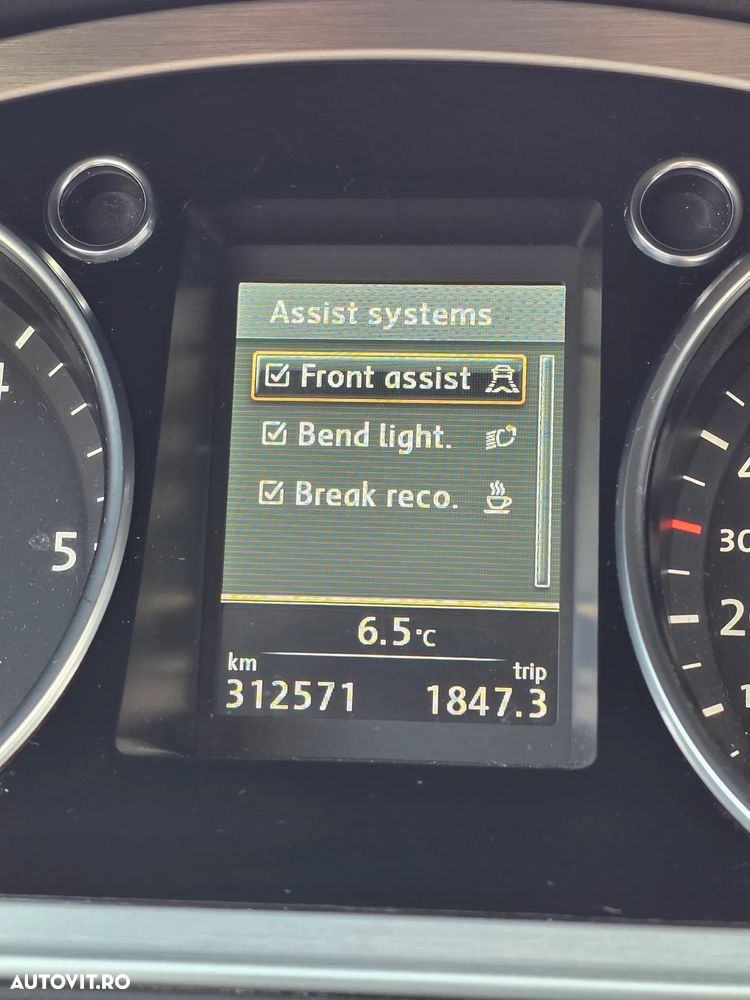 Volkswagen Passat Variant 2.0 TDI DPF DSG Highline - 12