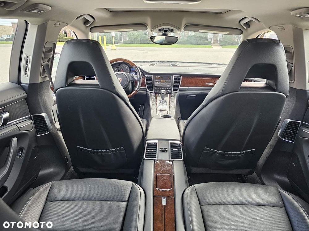 Porsche Panamera - 7