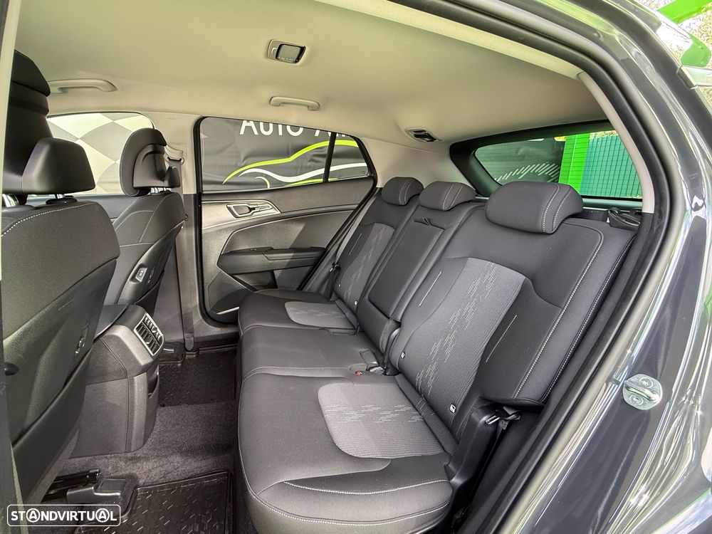 Kia Sportage 1.6 T-GDI Tech 7DCT - 18