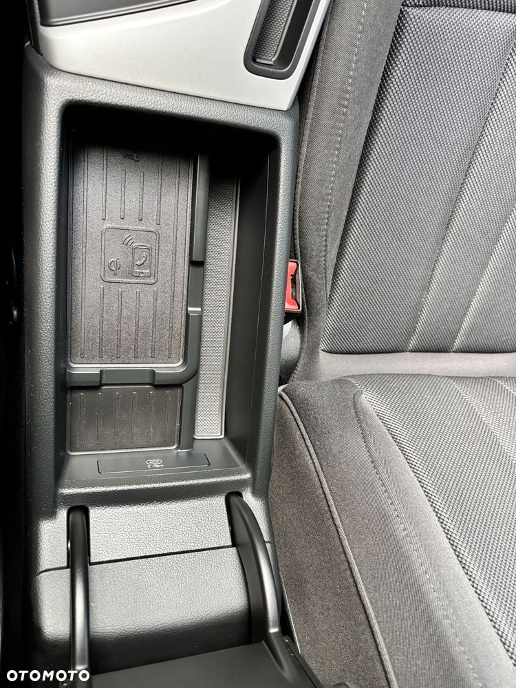 Audi A4 Avant 35 TFSI mHEV Advanced S tronic - 23