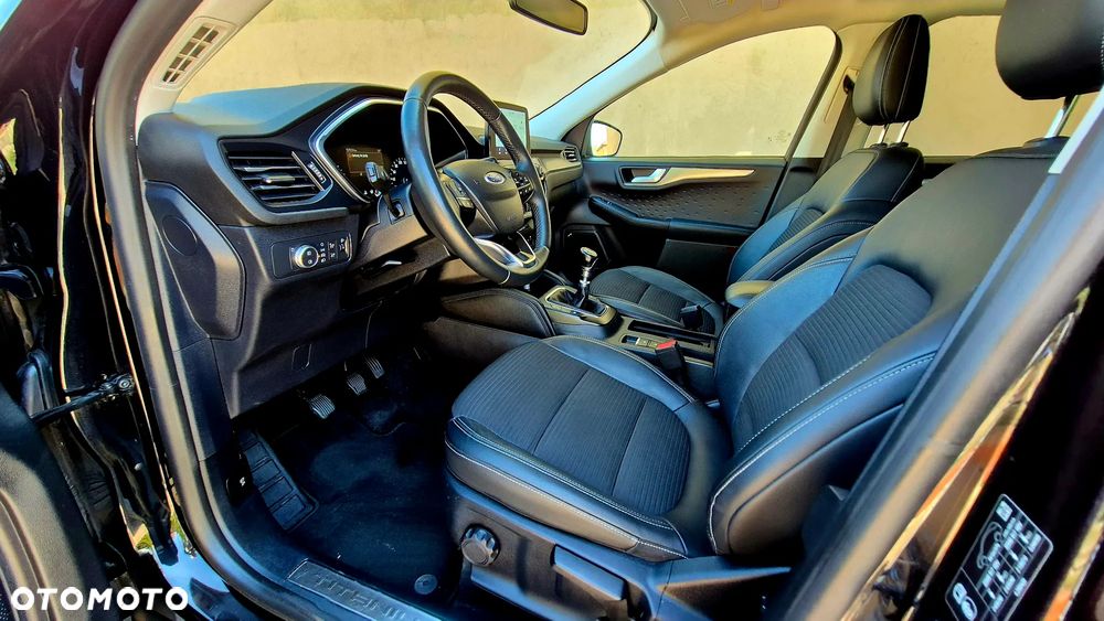 Ford Kuga 2.0 EcoBlue Hybrid TITANIUM X - 17