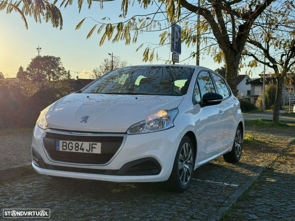 Peugeot 208 1.2 PureTech Active - 4