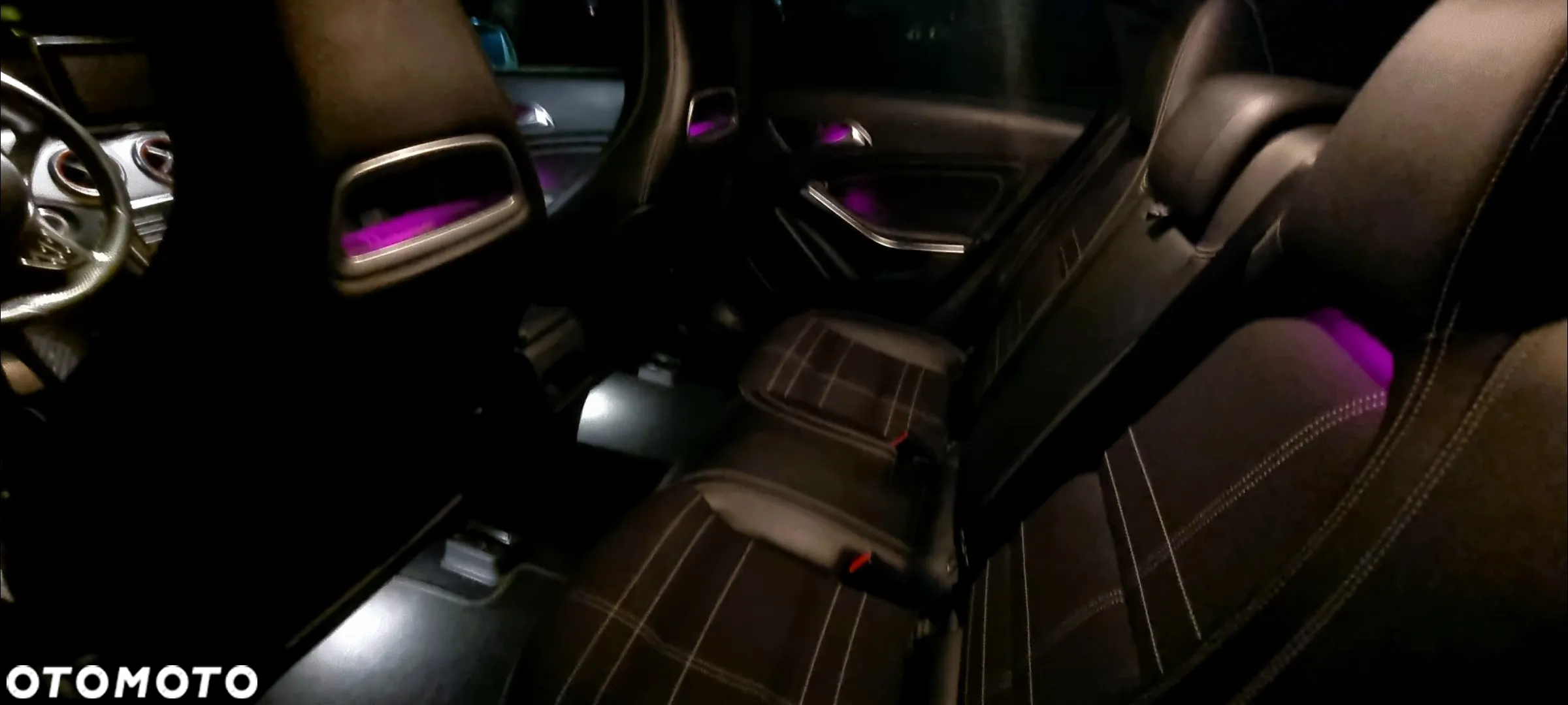Mercedes-Benz CLA Shooting Brake 180 - 8
