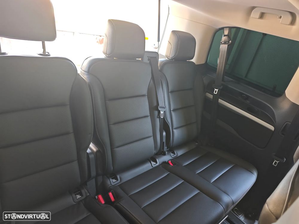 Peugeot e-Traveller L3 (50kWh) Business VIP - 56