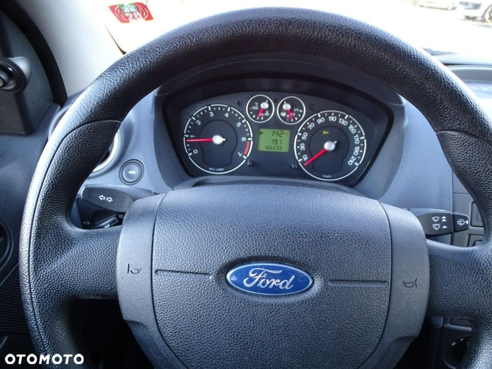 Ford Fiesta - 6