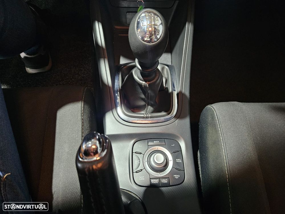 Renault Mégane 1.5 dCi Limited SS - 12