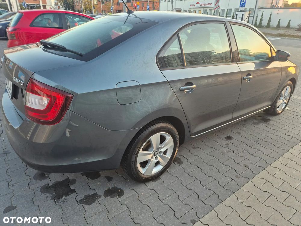 Skoda RAPID 1.6 TDI DPF Ambition - 7