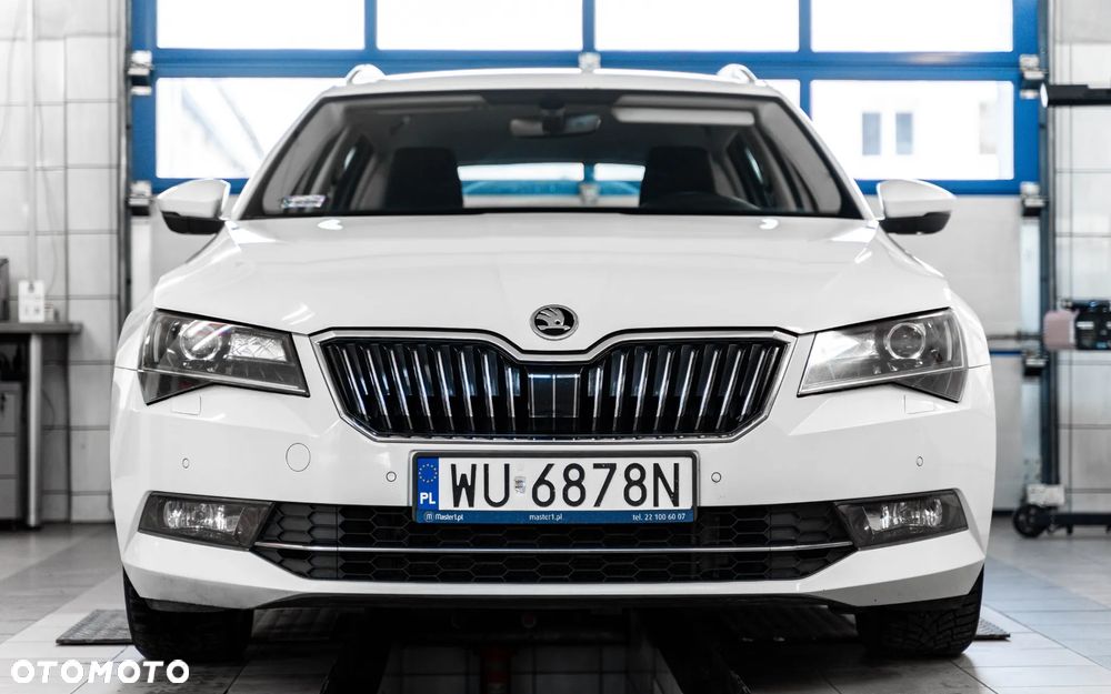 Skoda Superb 1.5 TSI ACT Ambition DSG - 2