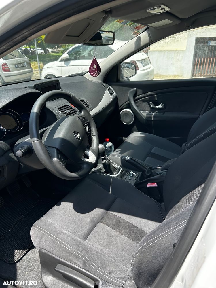 Renault Megane 1.5 dCi Dynamique - 5