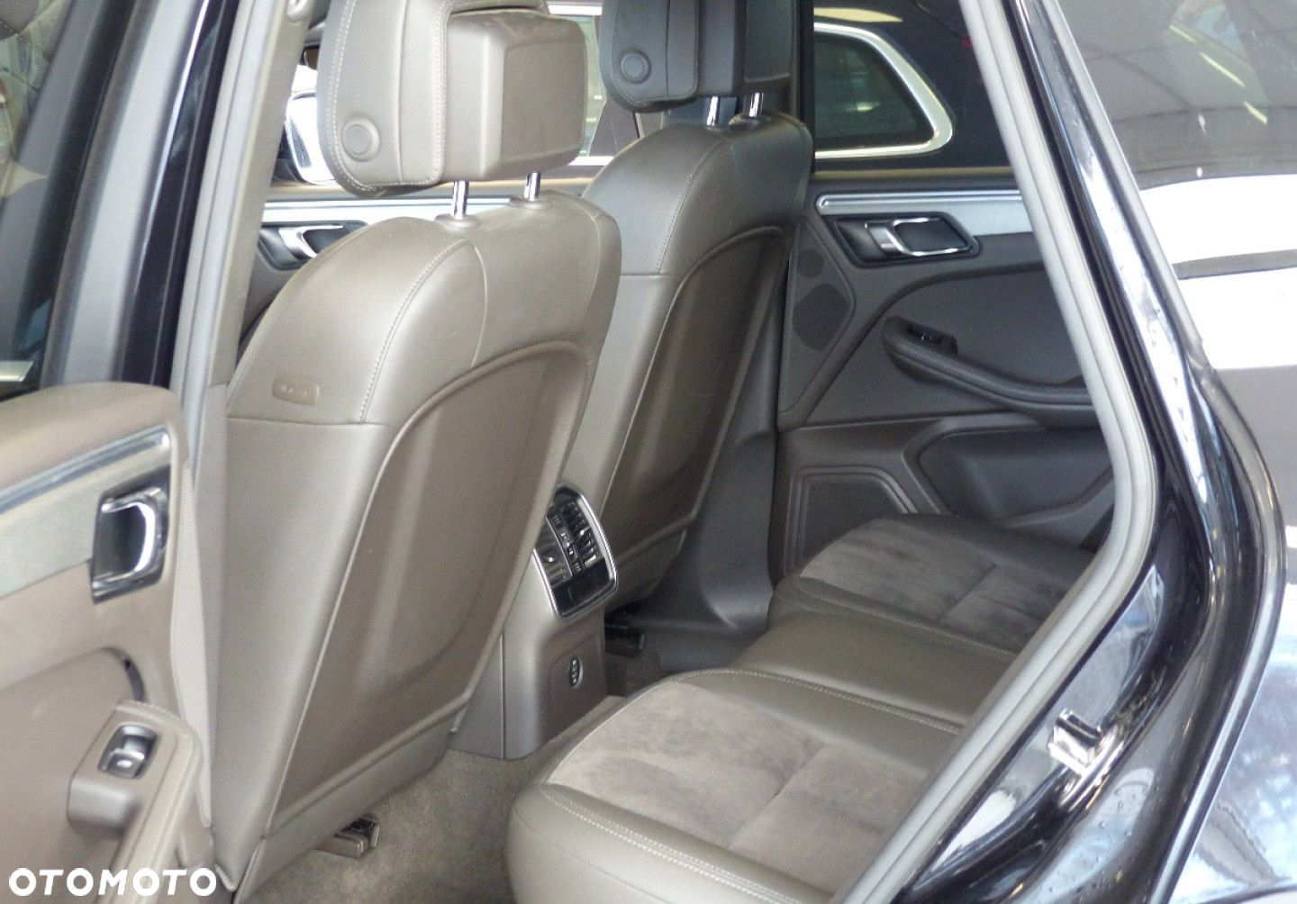 Porsche Macan - 9