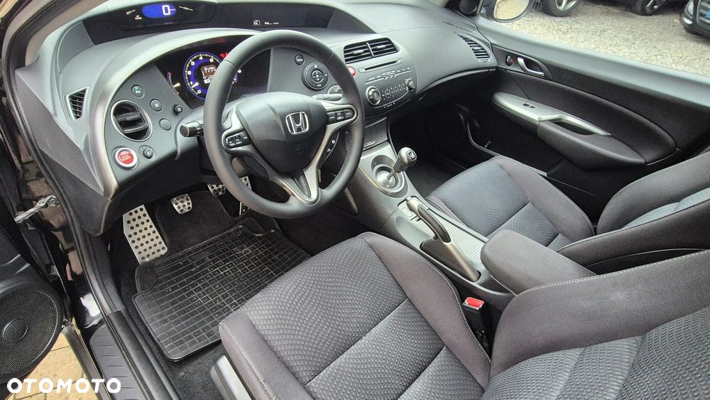 Honda Civic 1.8i-VTEC Sport - 18