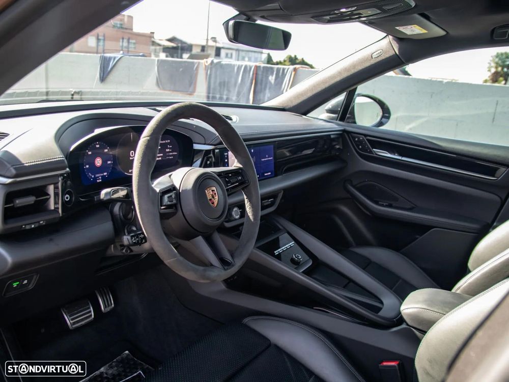 Porsche Macan Electric 4S - 21