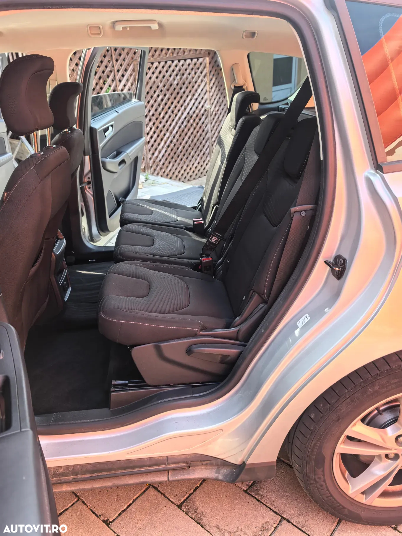 Ford S-Max - 15