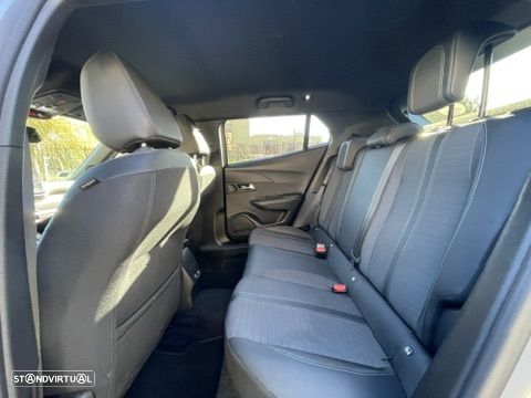 Peugeot e-2008 50 kWh Allure Pack - 13