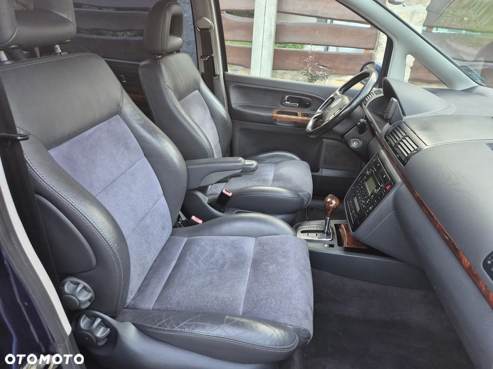 Volkswagen Sharan - 16