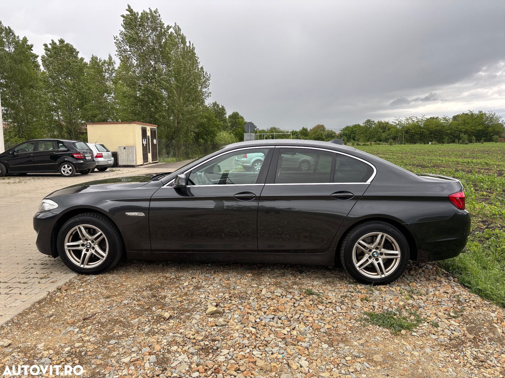 BMW Seria 5 520d - 5