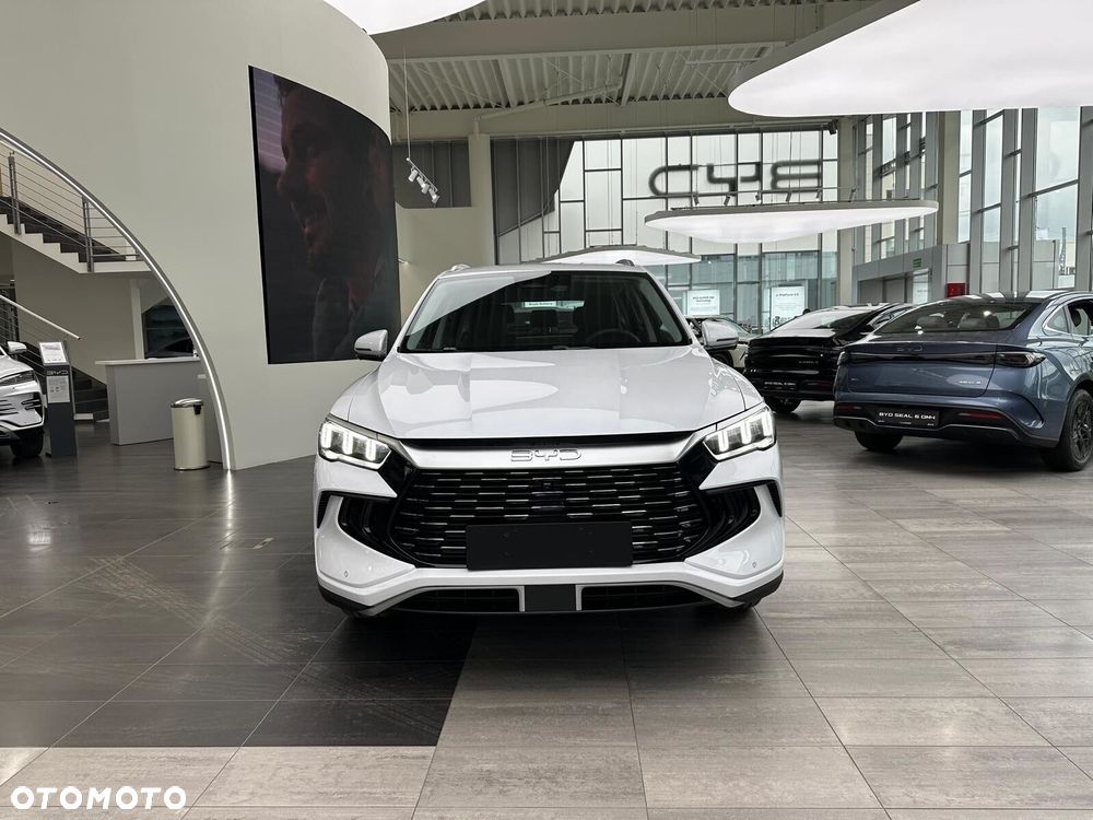 BYD Sealion 5 - 14
