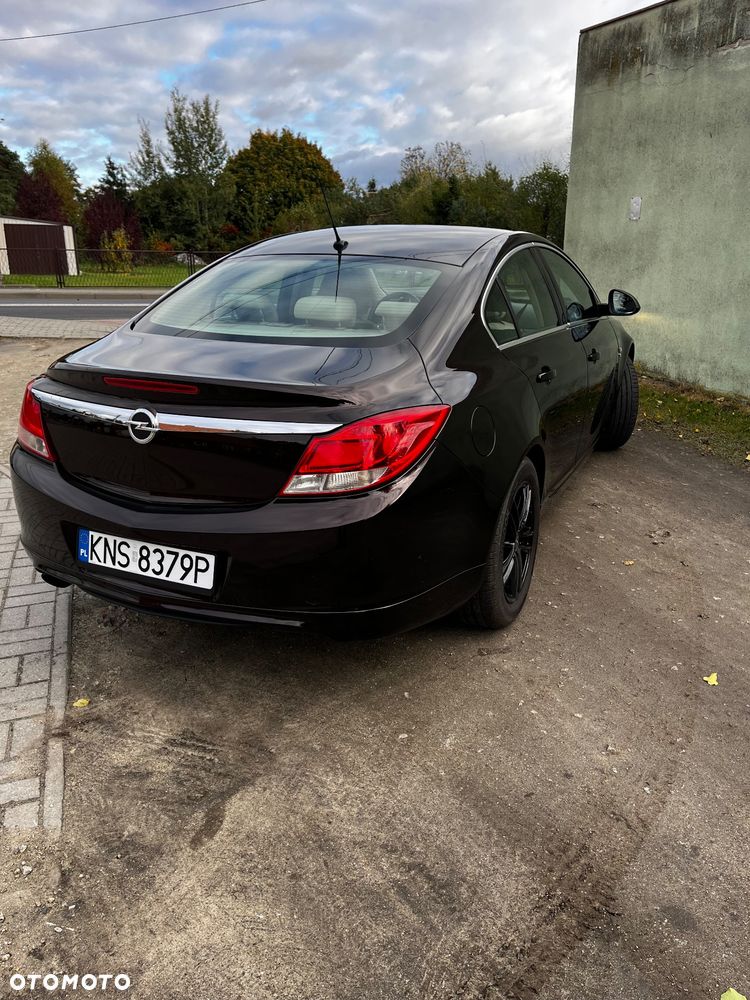 Opel Insignia 1.8 - 13
