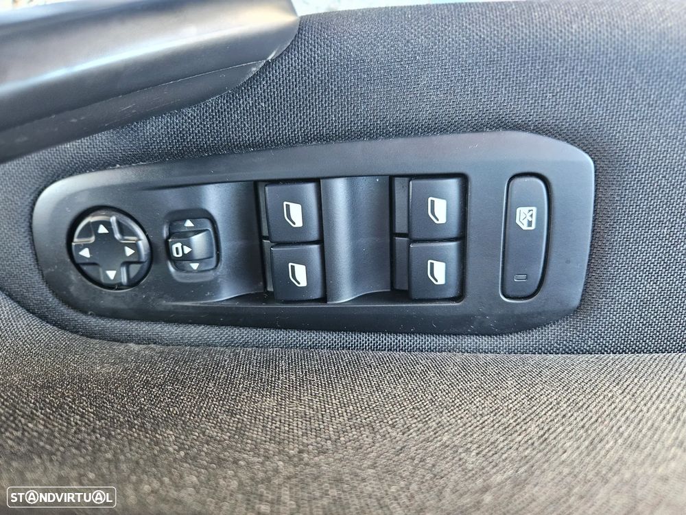 Peugeot 308 SW 1.5 BlueHDi Style - 43