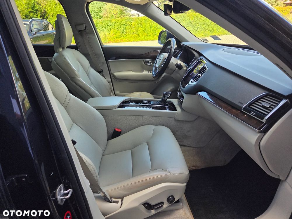 Volvo XC 90 T6 AWD Momentum 7os - 10
