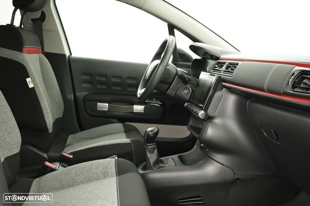 Citroën C3 1.2 PureTech Shine - 21