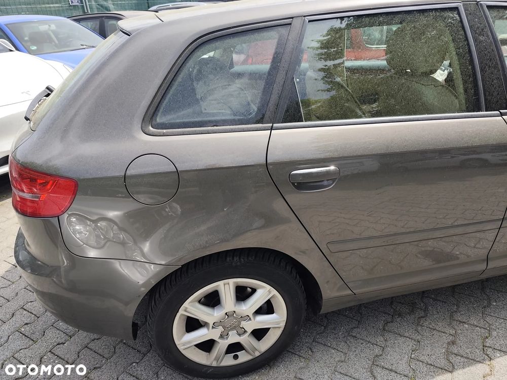 Audi A3 Sportback 1.8 TFSI Ambiente - 21