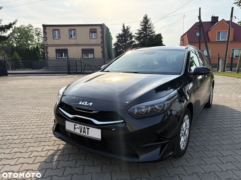Kia Ceed - 1