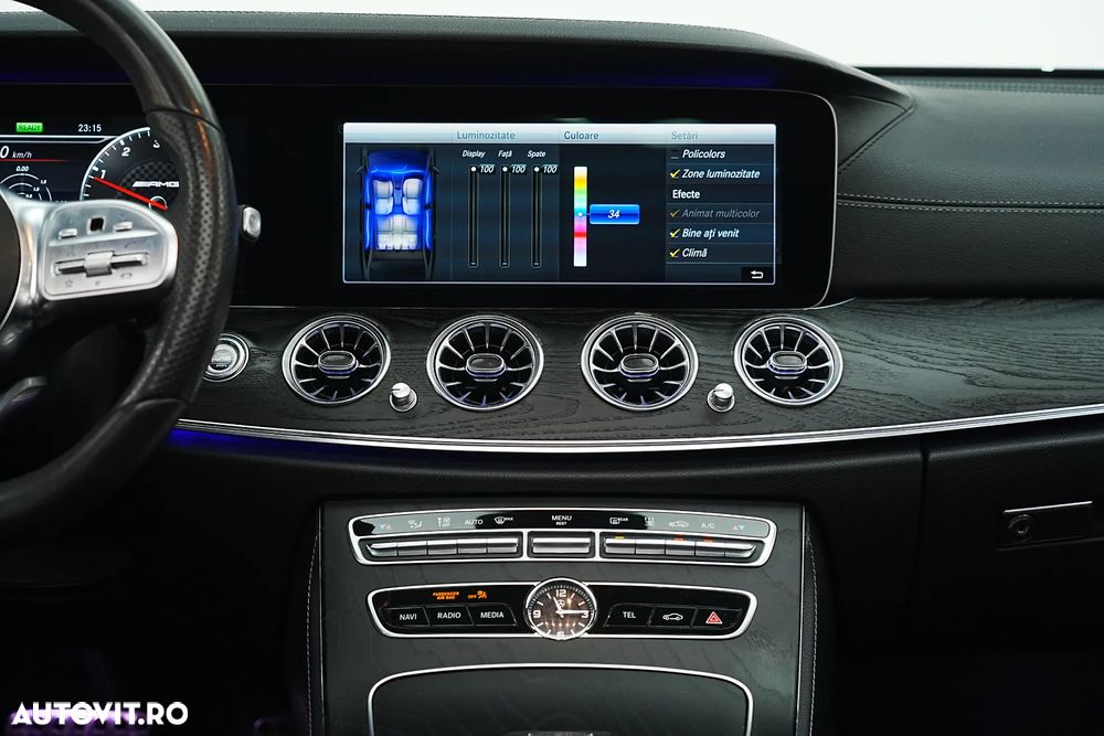 Mercedes-Benz E 300 de 9G-TRONIC AMG Line - 35