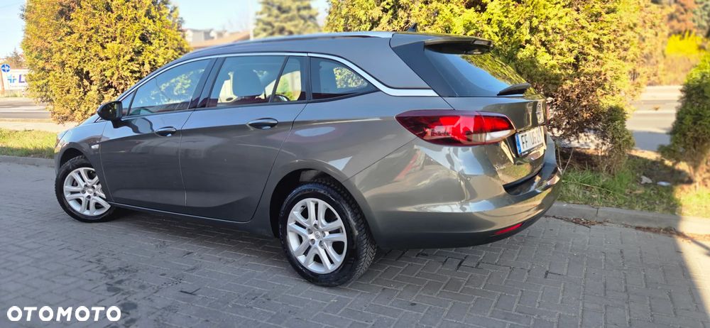 Opel Astra 1.6 D Start/Stop Automatik Dynamic - 9