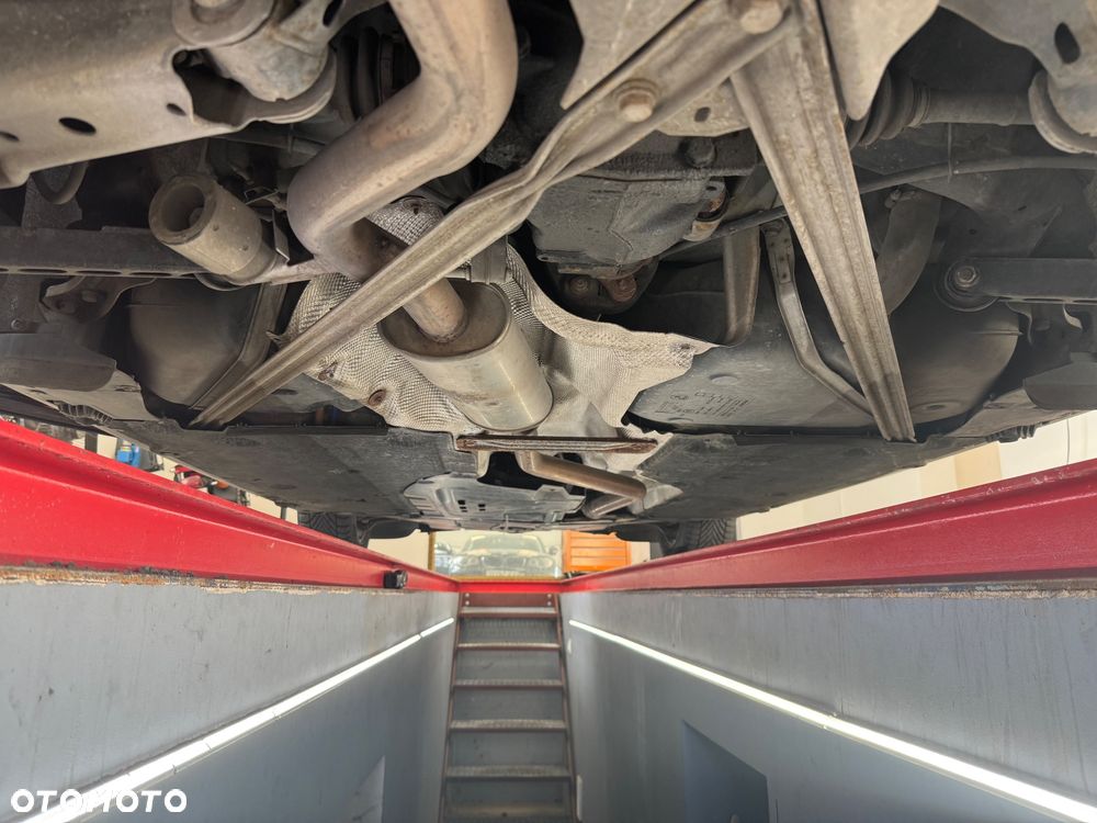 BMW Seria 1 118d - 25