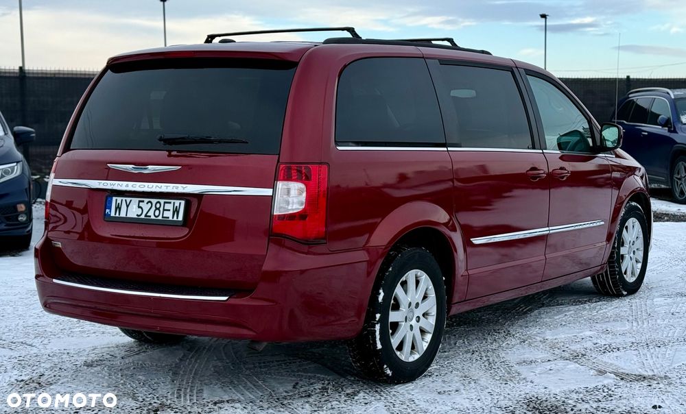 Chrysler Town & Country 3.6 Limited - 10