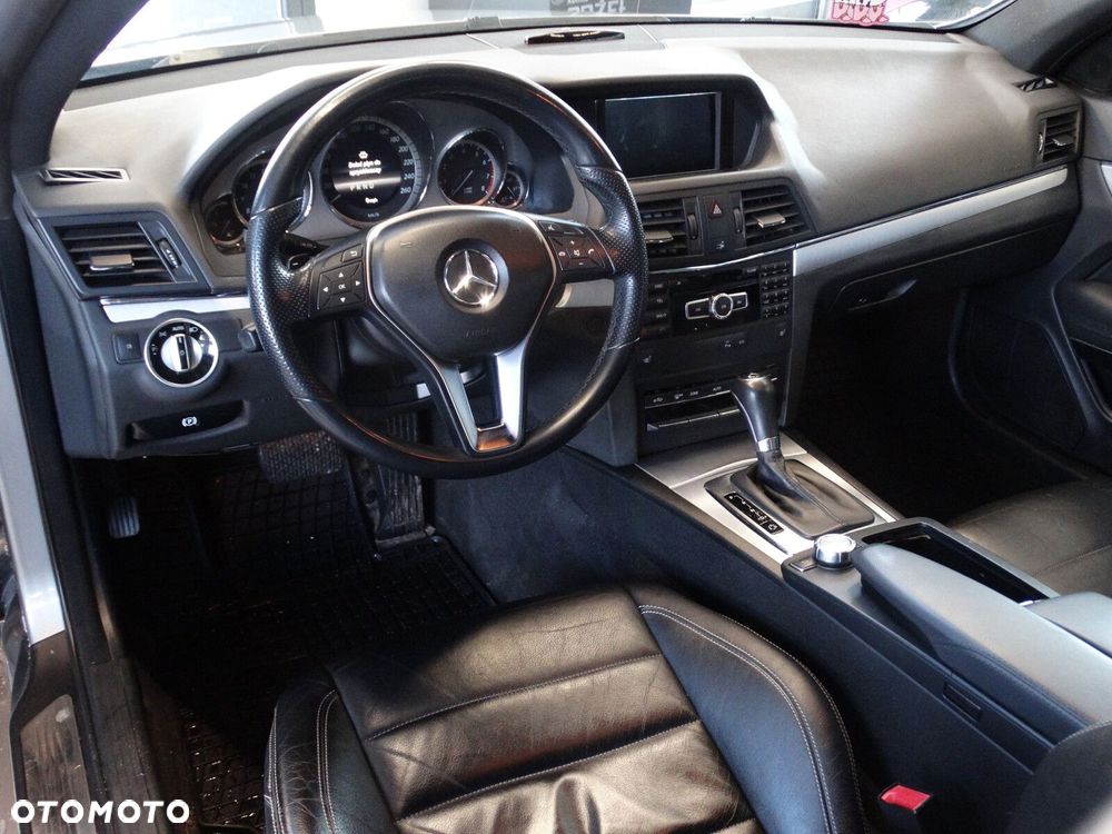 Mercedes-Benz Klasa E - 14