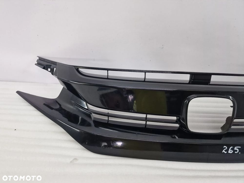 HONDA CIVIC X 16- ATRAPA / GRILL PRZEDNI PRZÓD NA PDC , NR 71121-TGG-A0XX-M1 , NR AUKCJI GR265 - 3