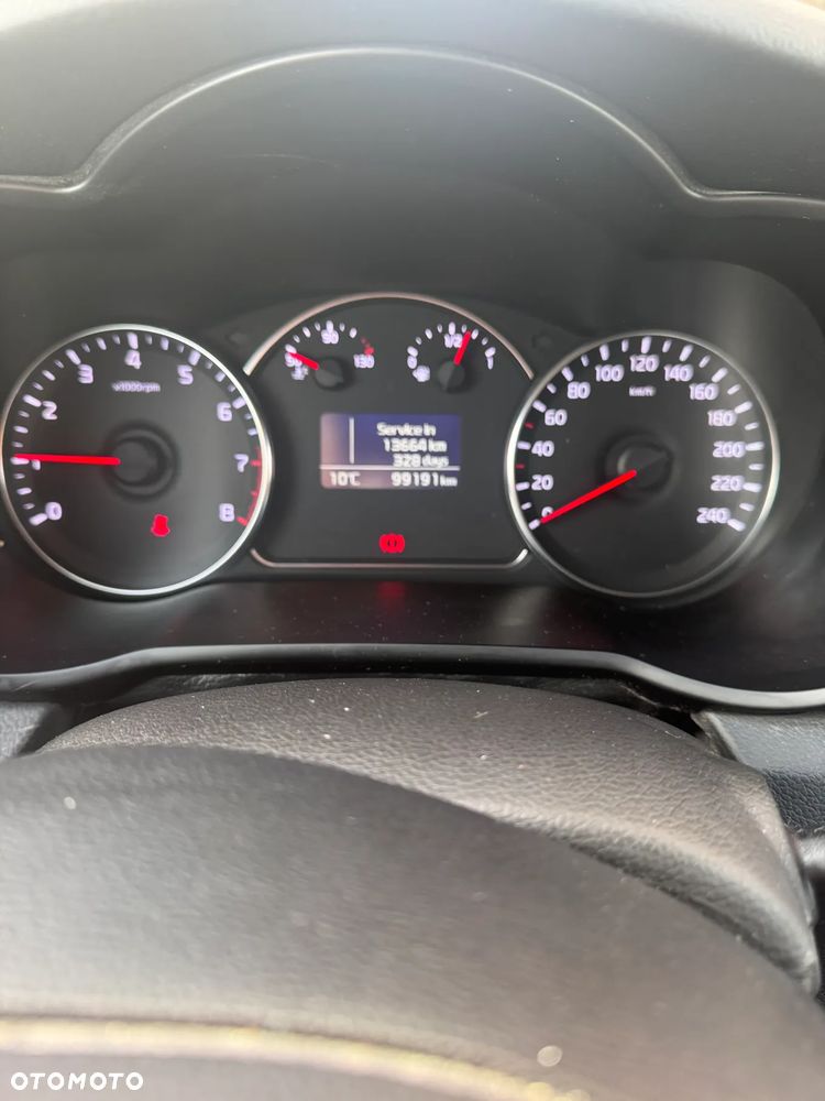 Kia Carens 1.6 GDI M - 4