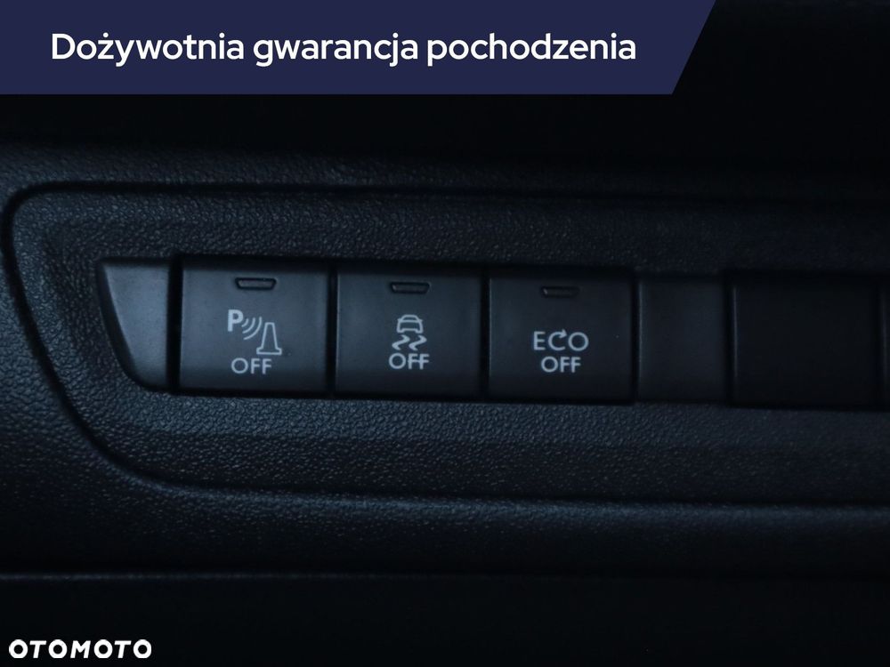 Peugeot 208 - 17
