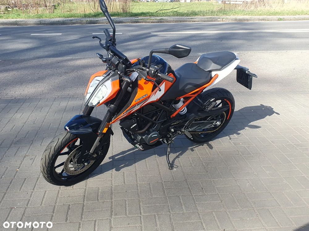 KTM Duke 125 - 26