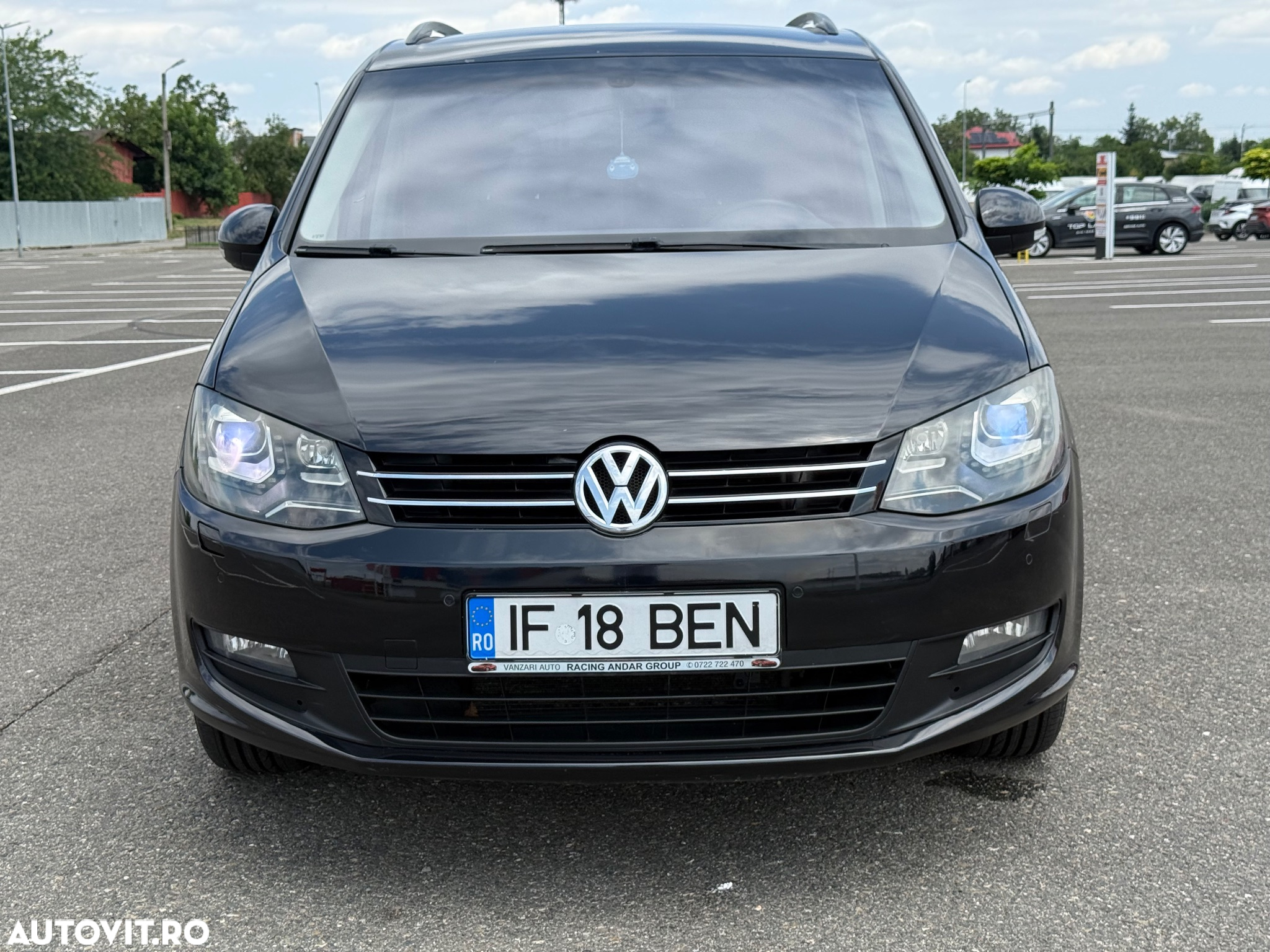 Volkswagen Sharan 2.0 TDI DSG BlueMotion Technology Comfortline - 16