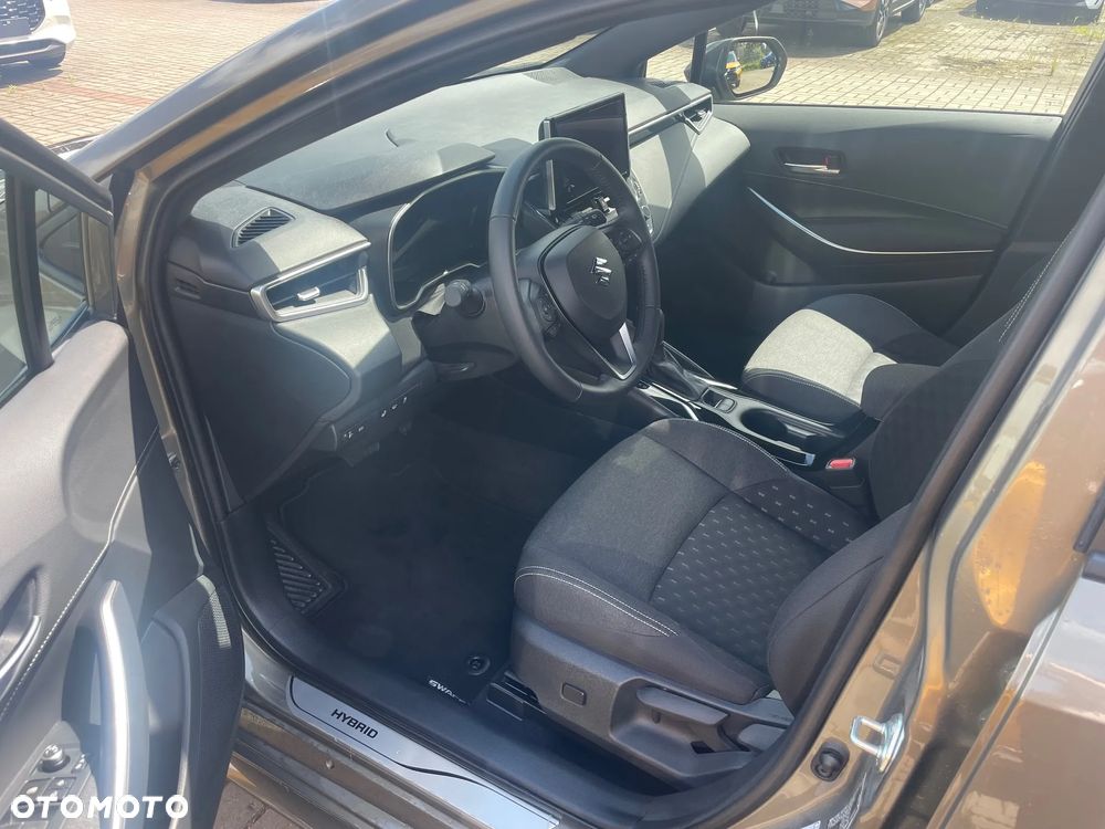 Suzuki Swace 1.8 Hybrid Premium Plus CVT - 6