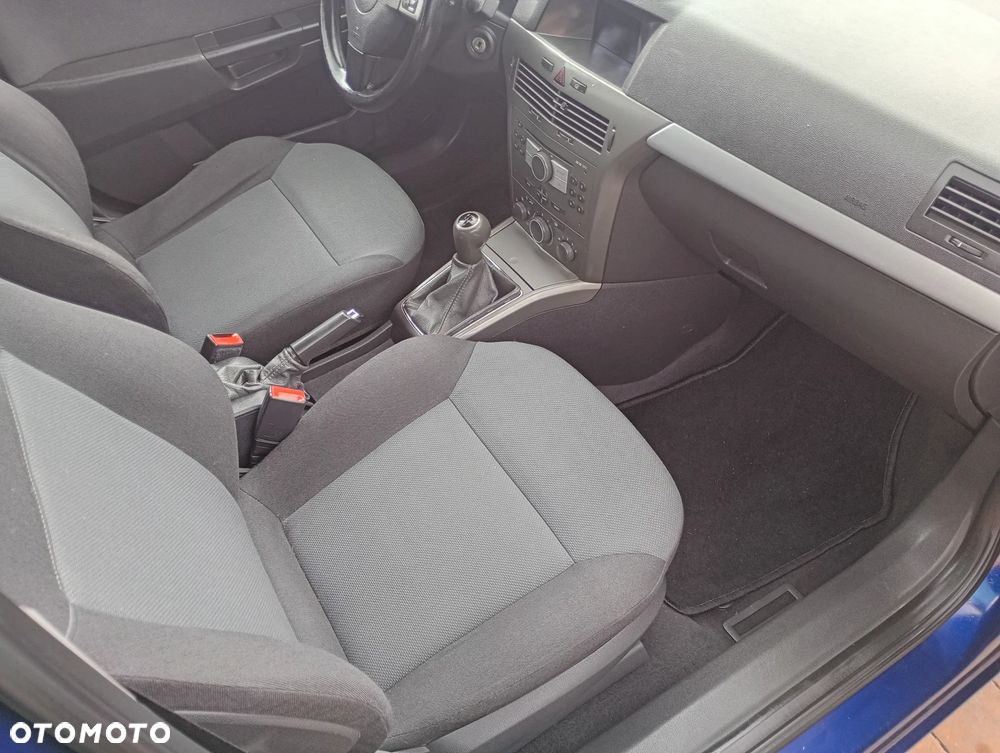 Opel Astra 1.6 - 5
