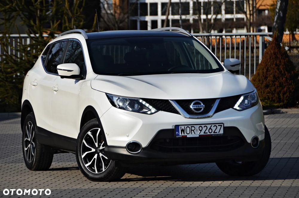 Nissan Qashqai 1.6 DCi 4x4 Tekna+ - 2