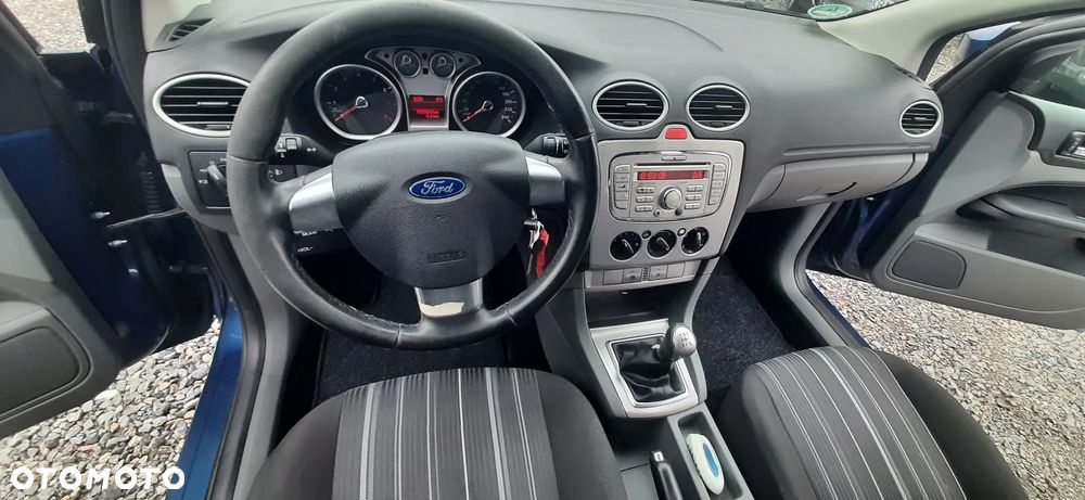 Ford Focus - 28
