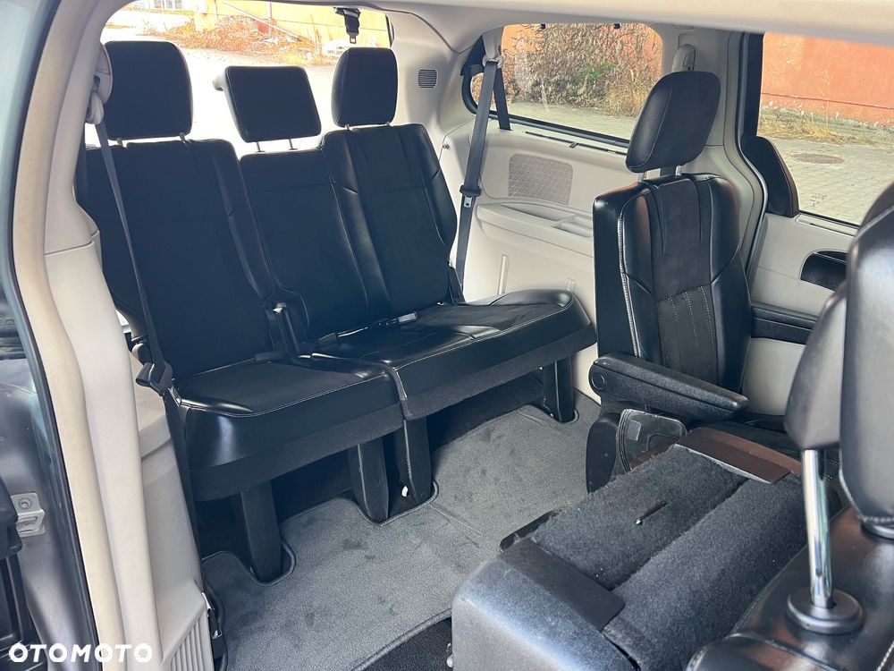 Lancia Voyager 2.8 Multijet 16v Platinum - 14