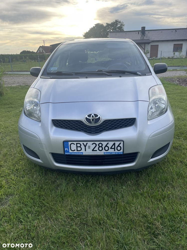 Toyota Yaris - 2