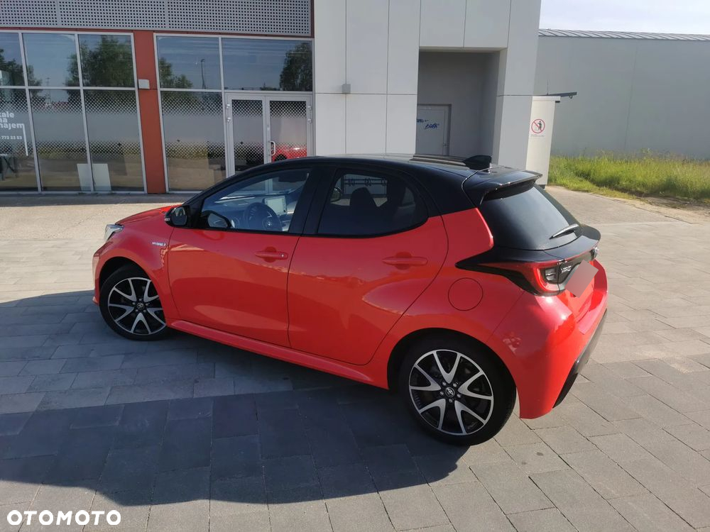 Toyota Yaris Hybrid 1.5 Premiere Edition - 11