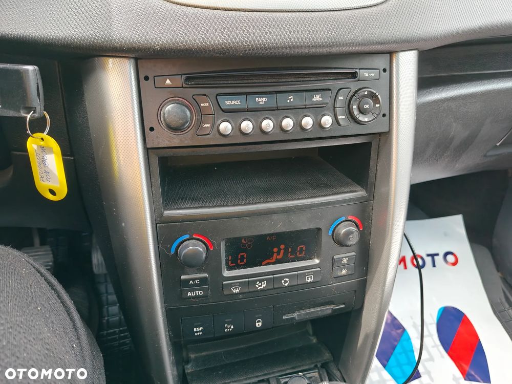 Peugeot 207 110 HDi FAP (Blue Lion) Sport - 23