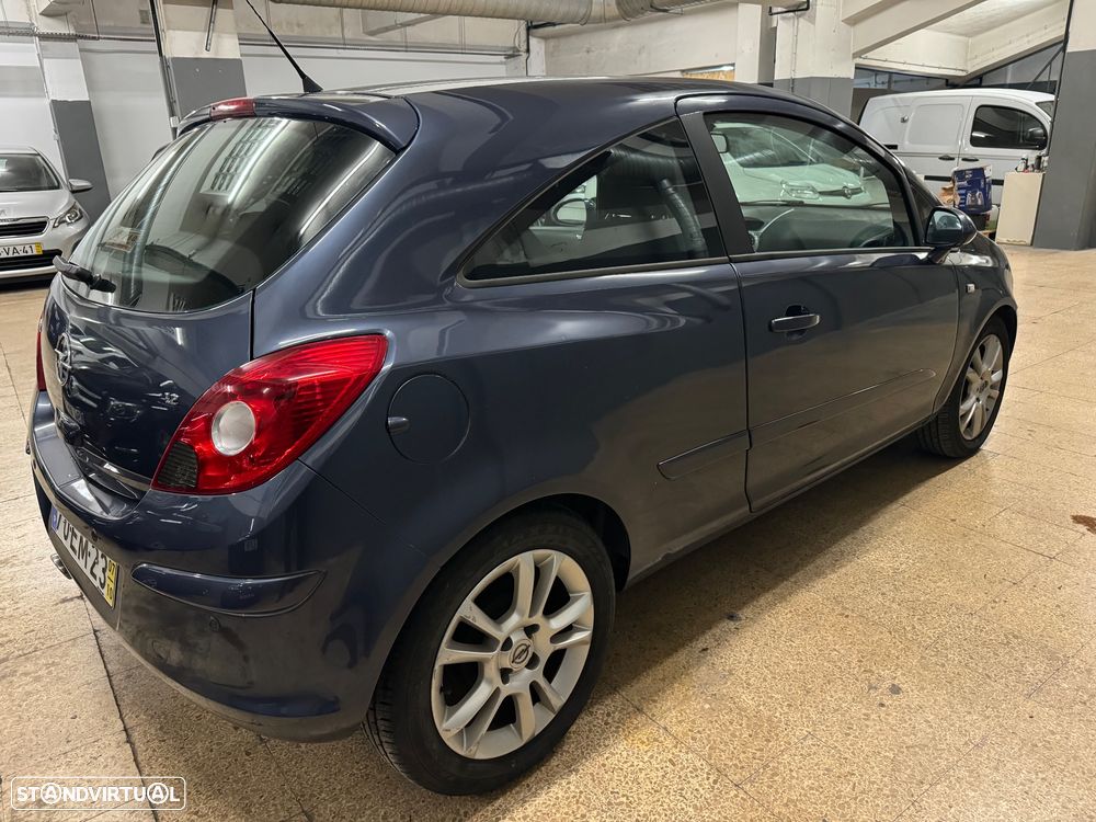 Opel Corsa 1.2 Twinport Cosmo - 5