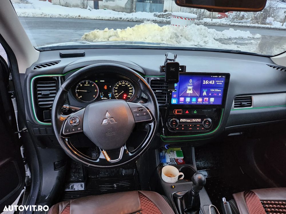 Mitsubishi Outlander 2.2L DI-D AS&G 6MT 4WD Instyle A60 - 11