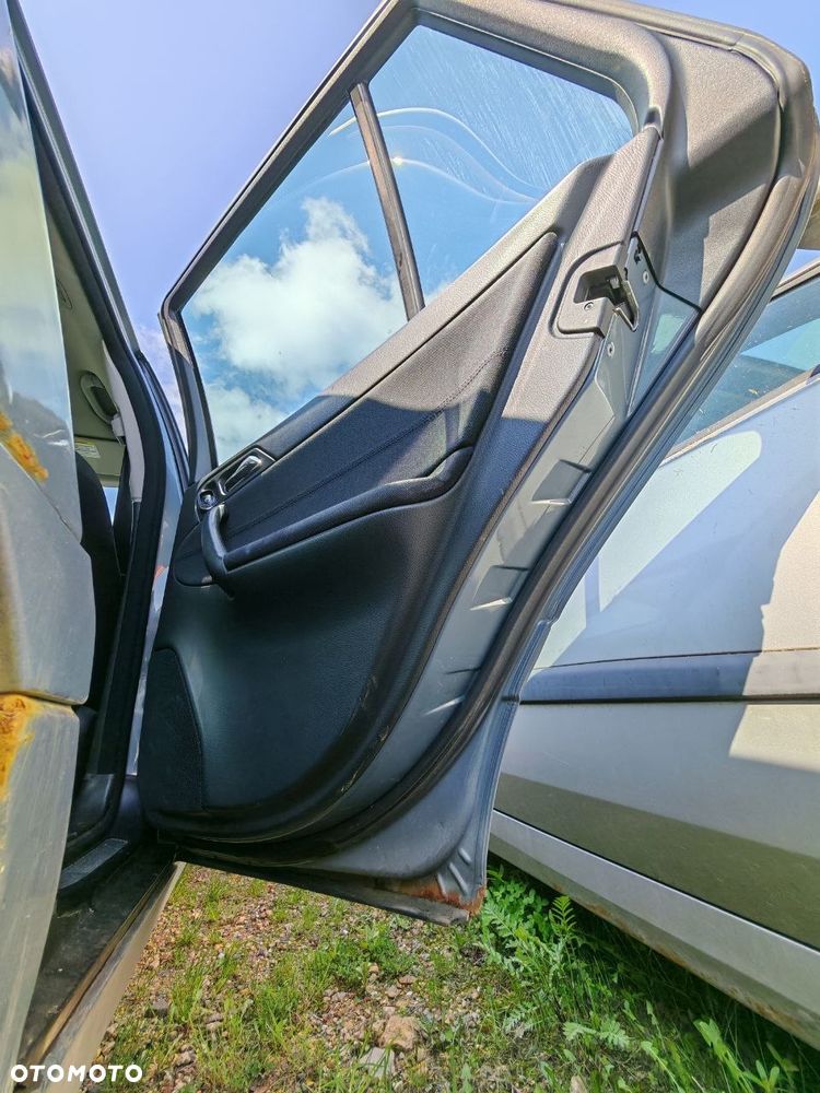 Drzwi przód/ tył P/L Mercedes-Benz C klasa W203 kombi - 11