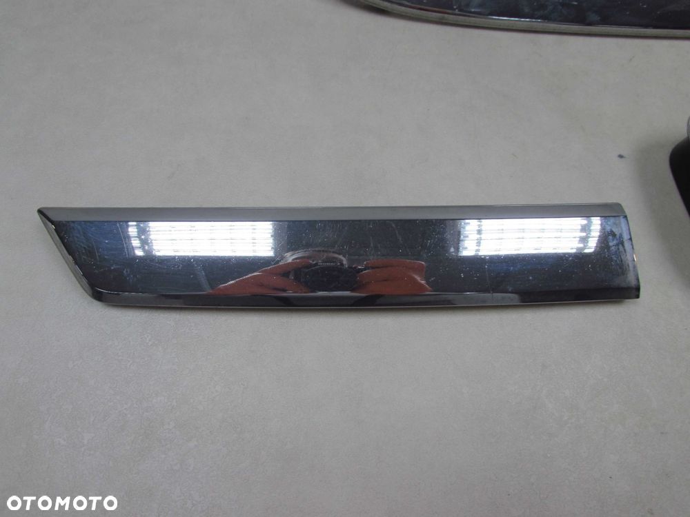 HONDA FR-V FRV LISTWA ATRAPA CHLODNICY CHROM KPL 04-09 - 2